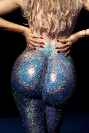 Khloe Kardashian Standing with Arched Back 6" x 4" Digital Download