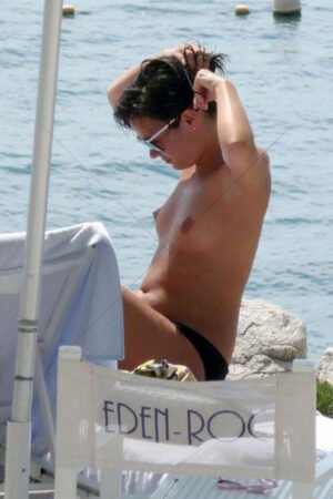 Lily Allen at Eden-Roc Resort 6" x 4" Photo Print