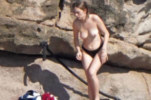 Maya Hawks by the Rocks - 6" x 4" Photo Print