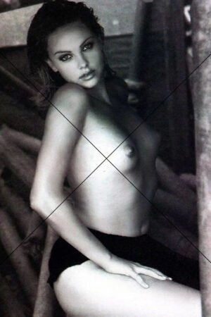 Charlize Theron Black & White Artistic Nude Photo Print 6" x 4"